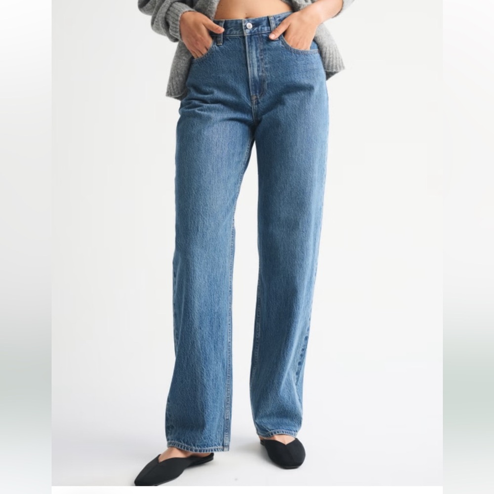 Abercrombie & Fitch Curve Love High Rise Loose Jeans Long
